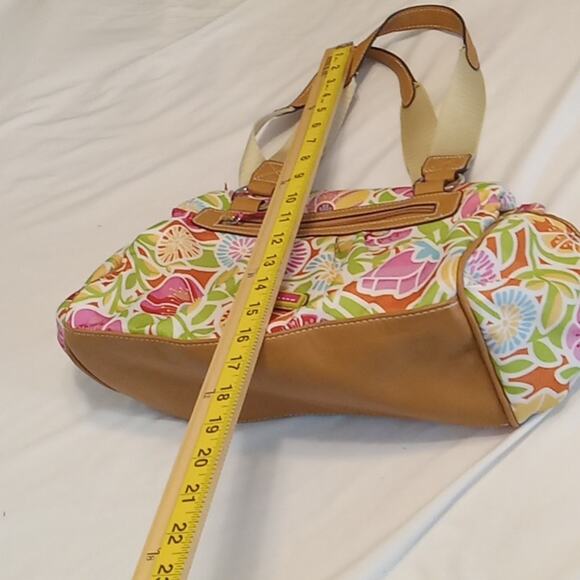 Lily Bloom Floral Print Shoulder Handbag. 13X9X5. - Picture 7 of 7